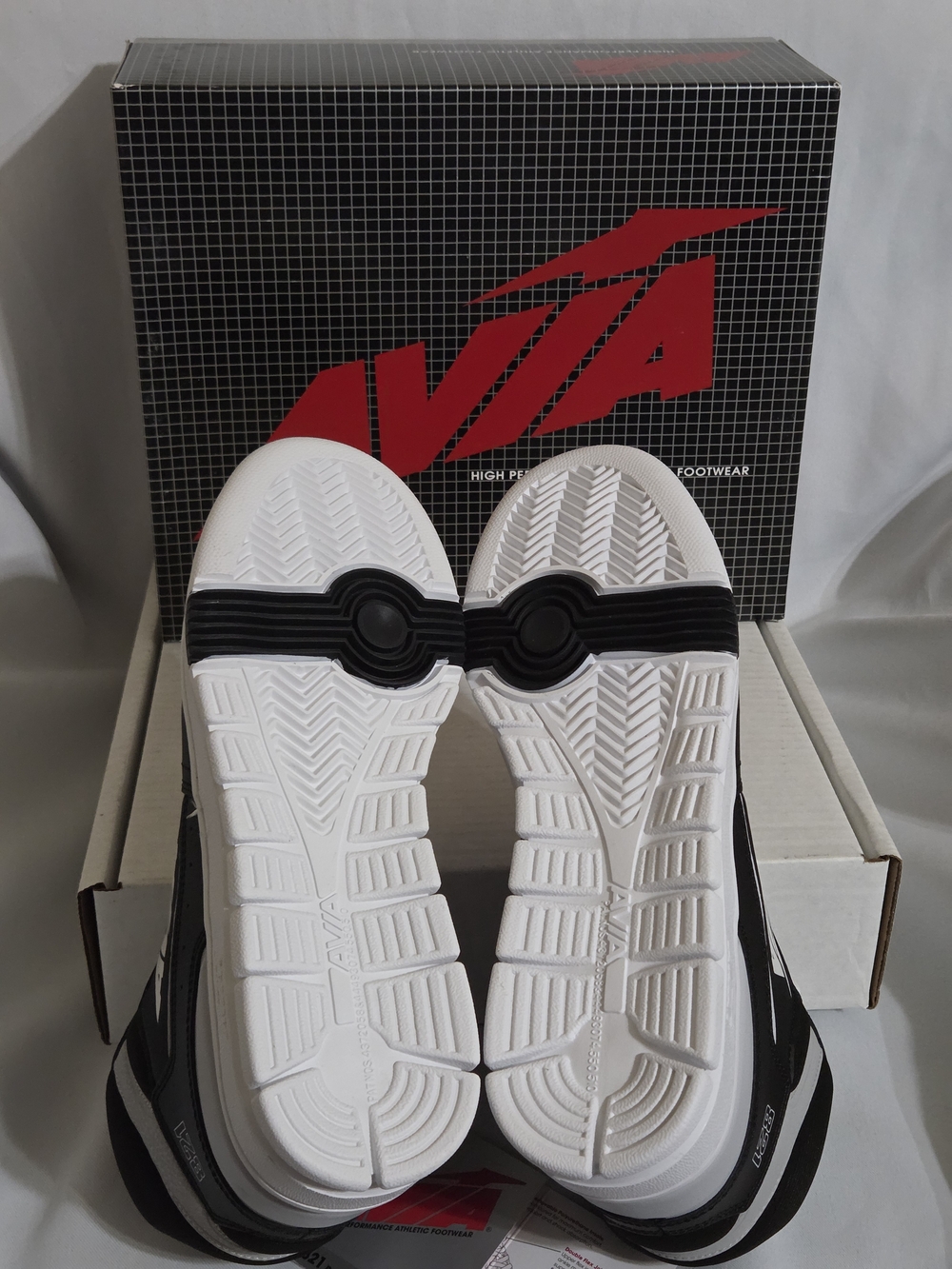 AVIA 821 Basketball Shoes US Men Size 10/US Women 11.5 (New With Tag & Box) - Picture 7 of 13